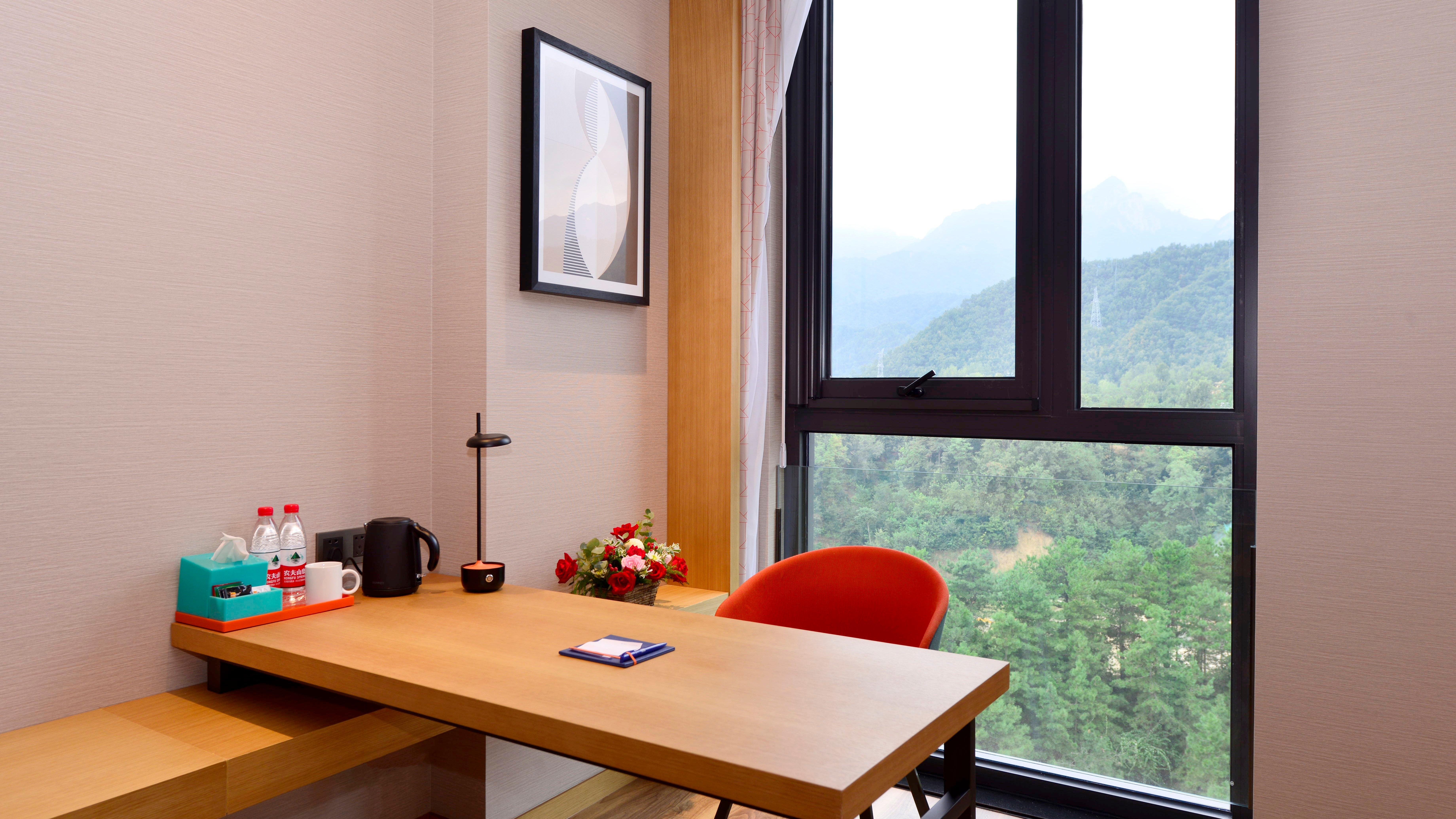 Holiday Inn Express Luanchuan By Ihg Exterior photo